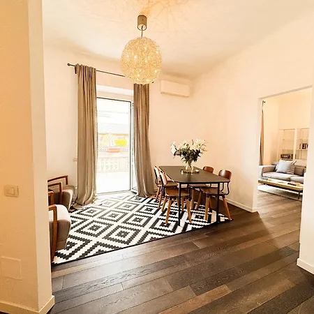 Apartmán Brera Sun Terrace, Light-filled 4th R Floor Gem *